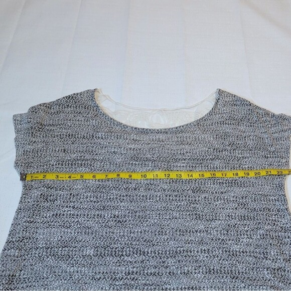 Massini Short Sleeved Knit Short Sleeved Sweater Lace Detail Size Large - Picture 5 of 9